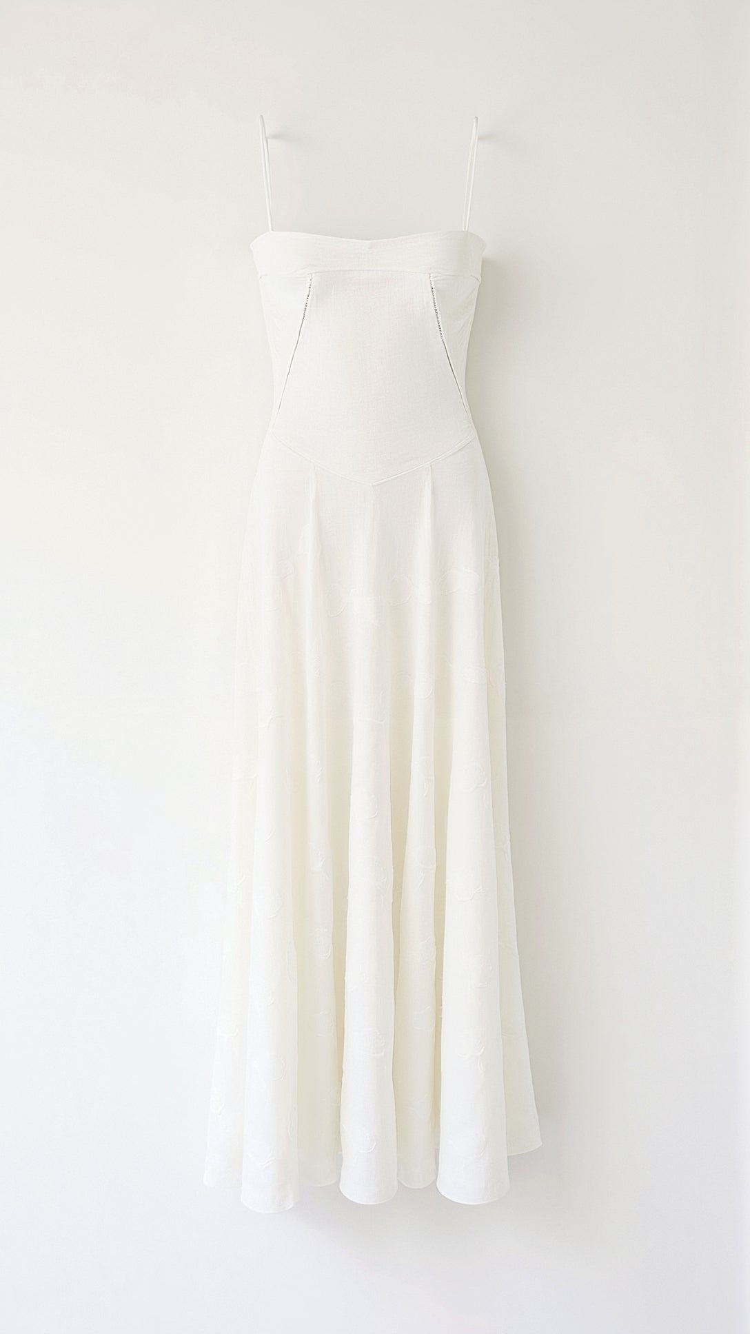 Annabelle Lace Maxi Dress
