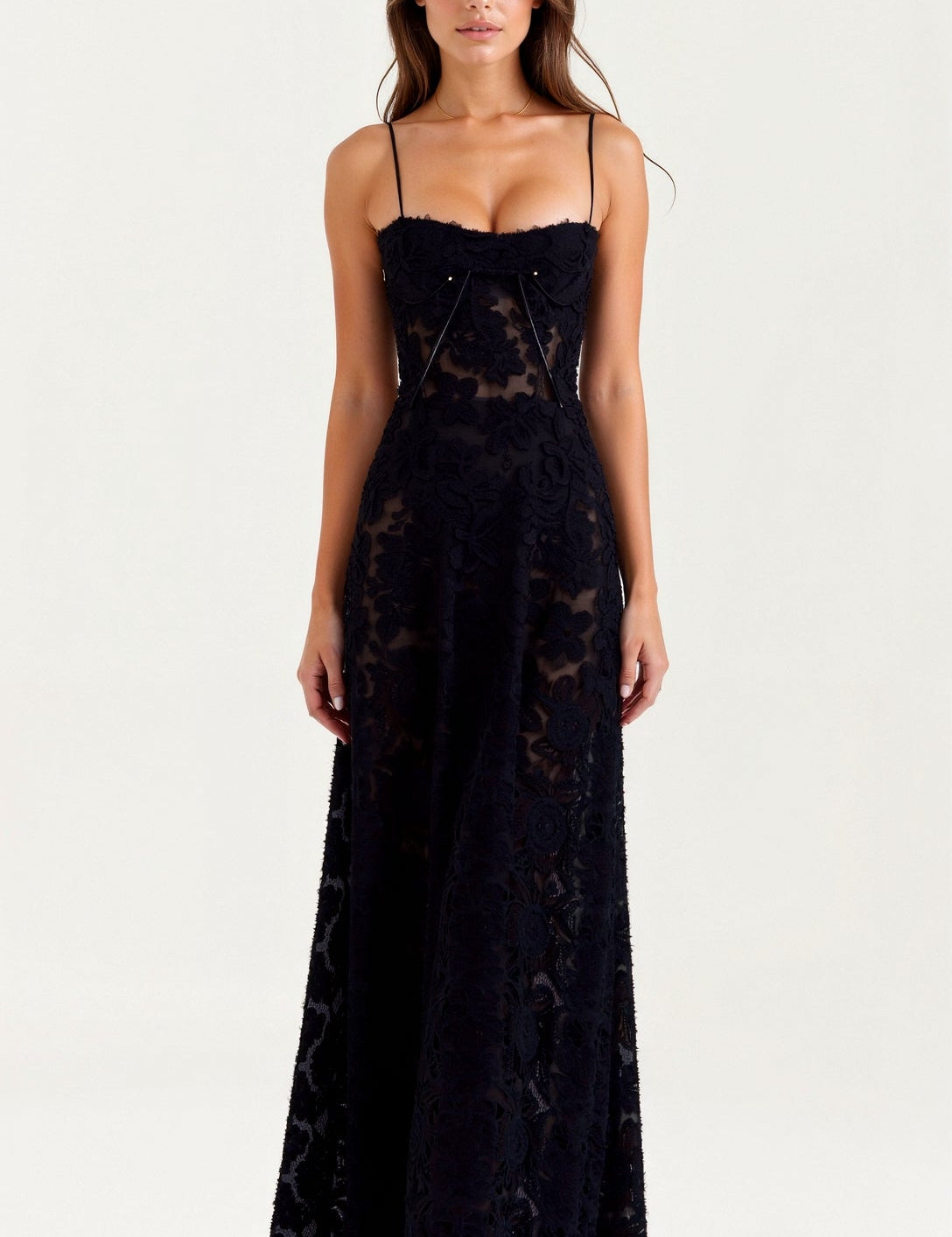 Annabelle Lace Maxi Dress