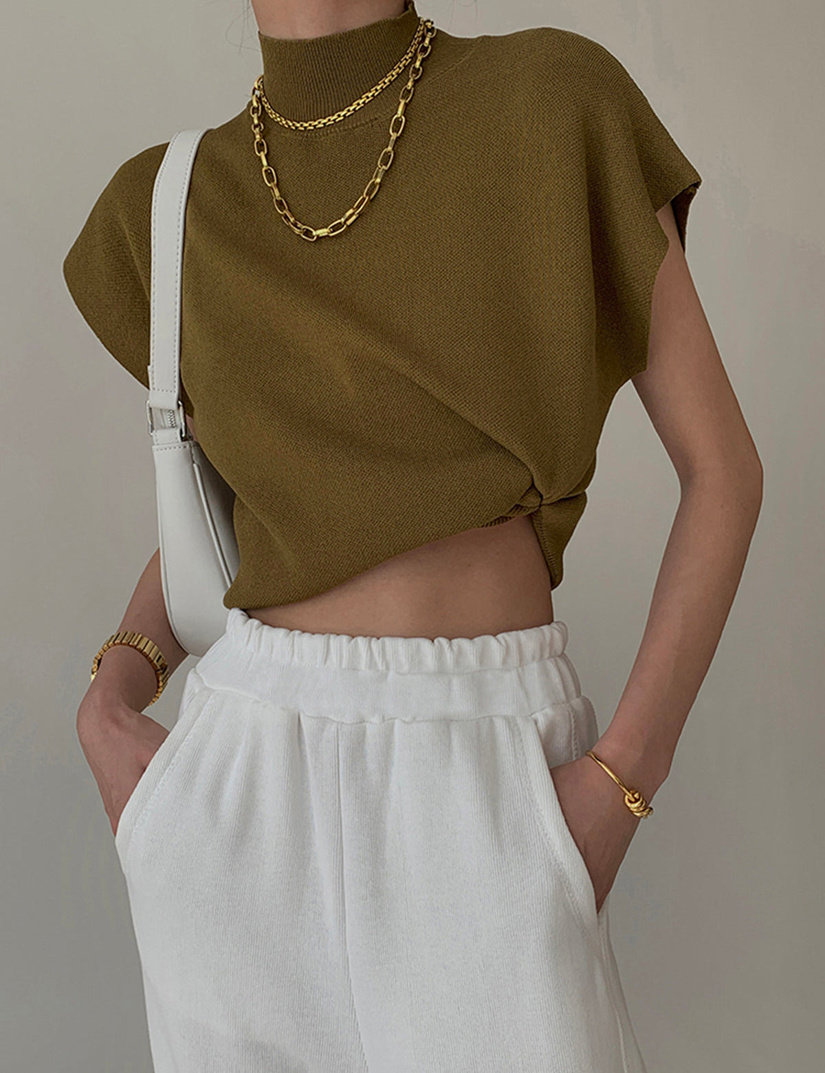 Sleeveless Knit Pullover Vest