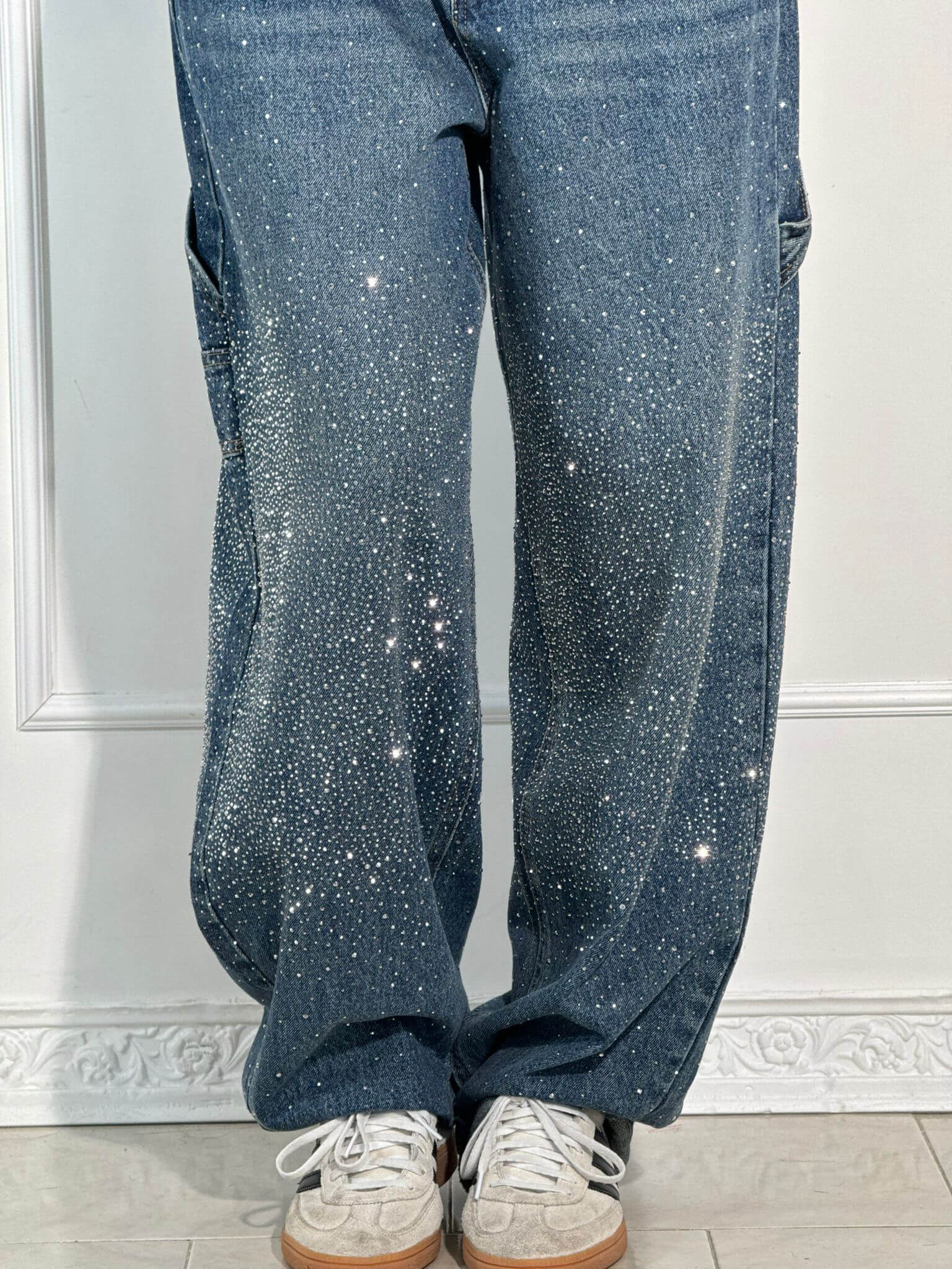 Balloon carpenter shiny denim jeans
