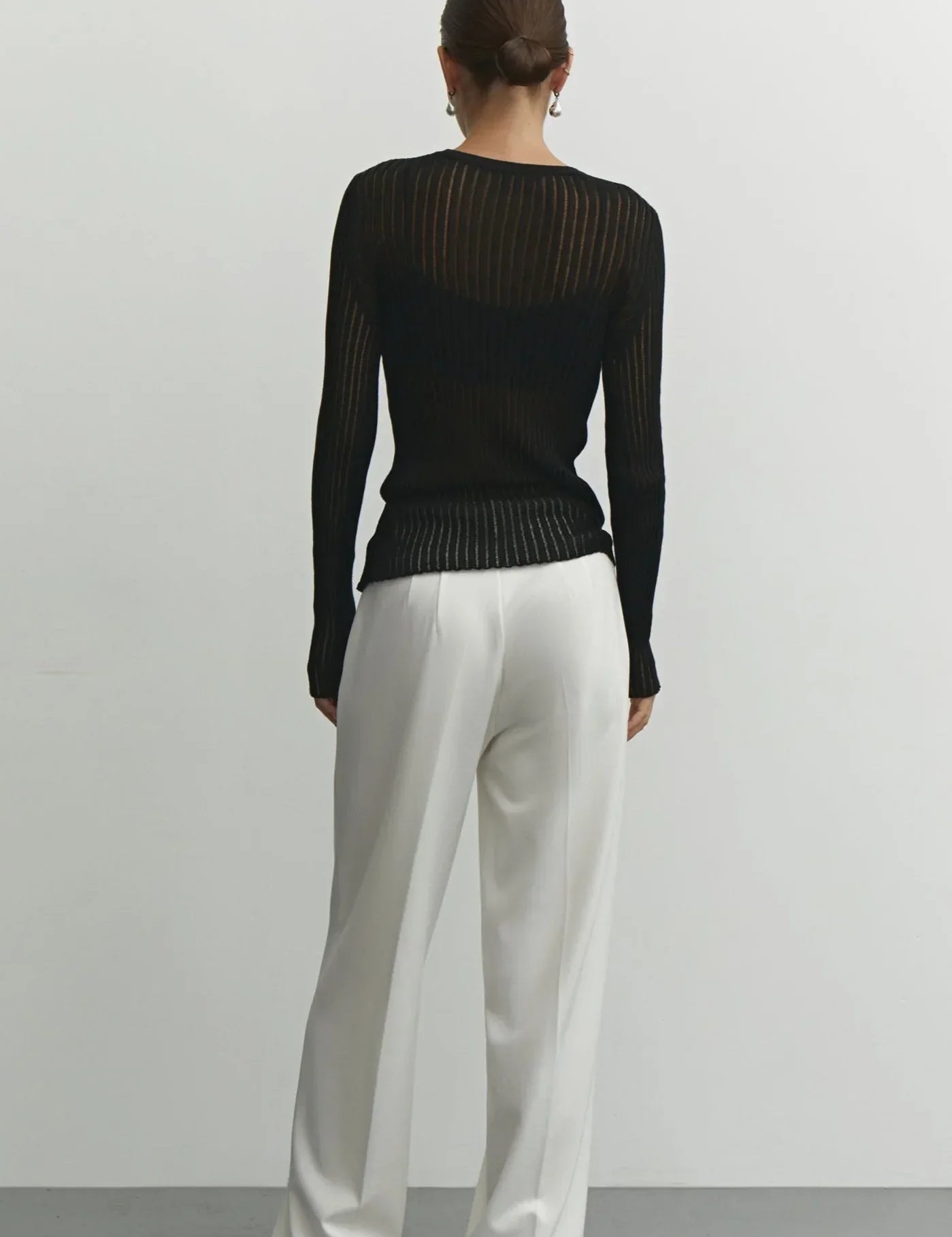 EMELIA_ERIKA_WOOL_TOP_4.webp