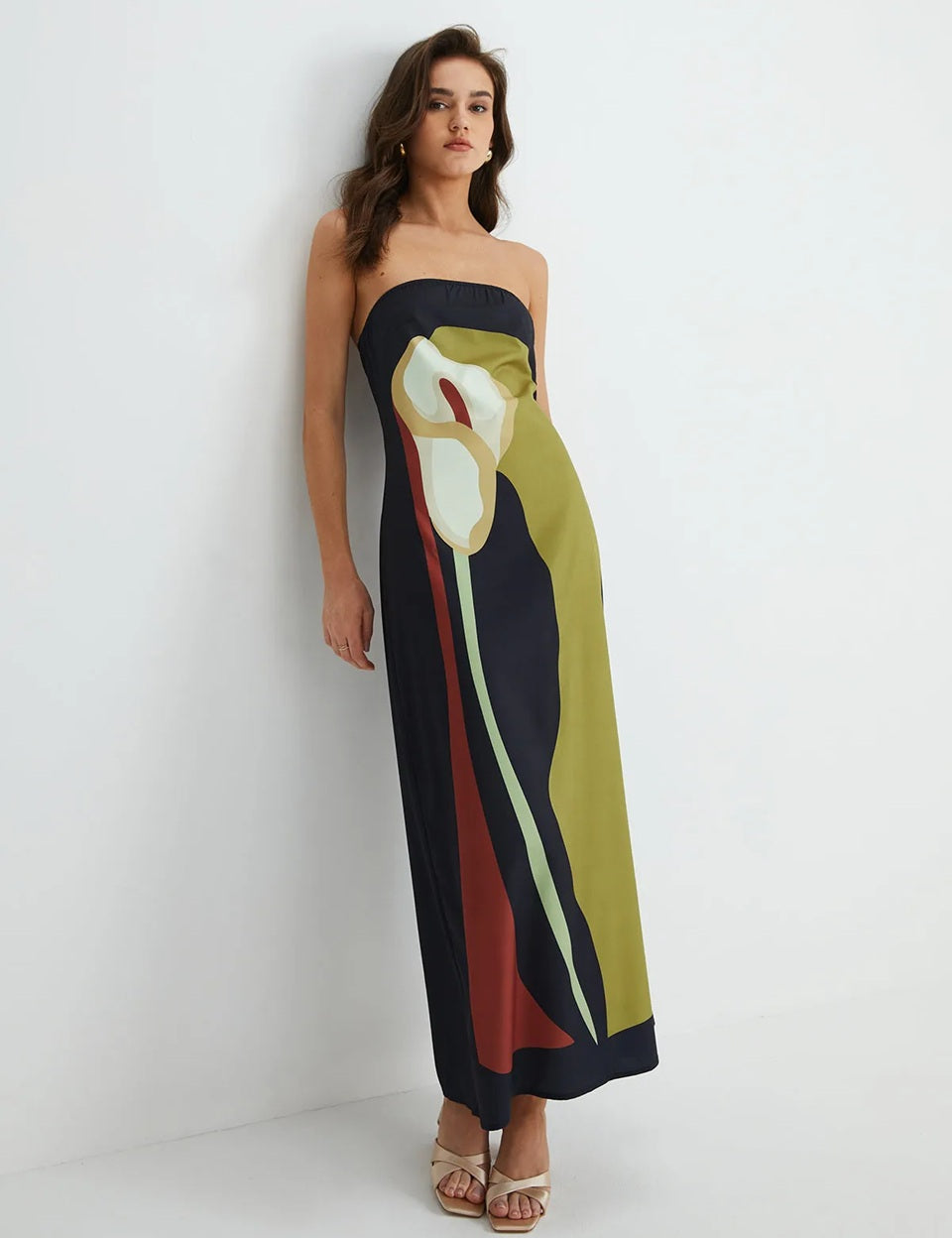 Emelia_Mauie_Maxi_Dress_1.jpg