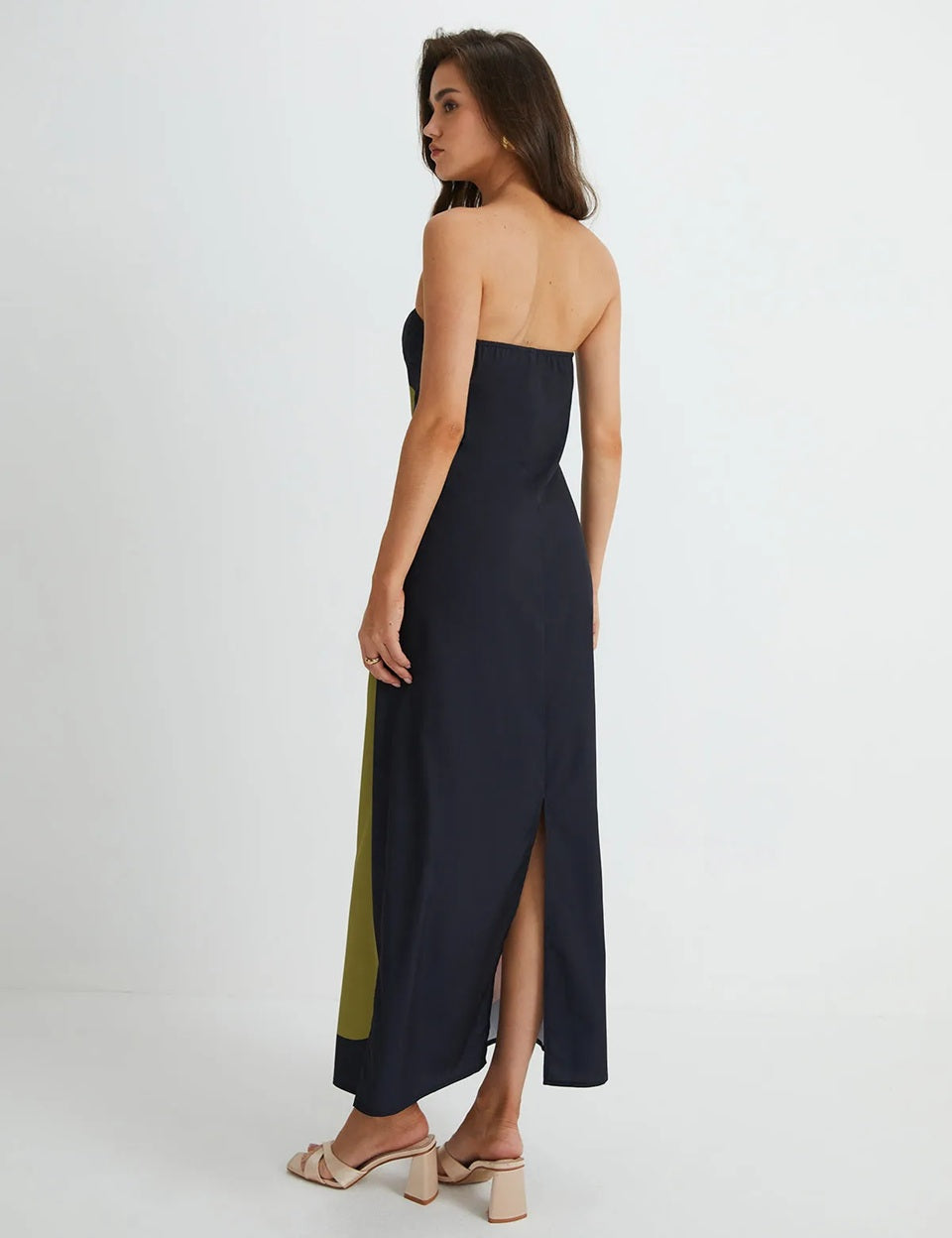 Emelia_Mauie_Maxi_Dress_5.jpg