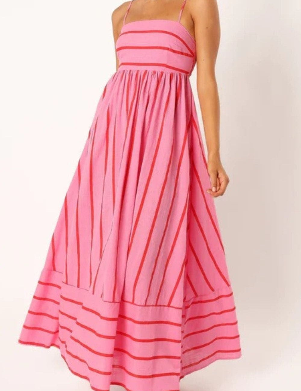 Floral_Maxi_Dress_for_Women__Romantic_Sleeveless_Long_Dress_with_Flattering_Fit_for_Garden_Parties_and_Outdoor_Events_0.jpg