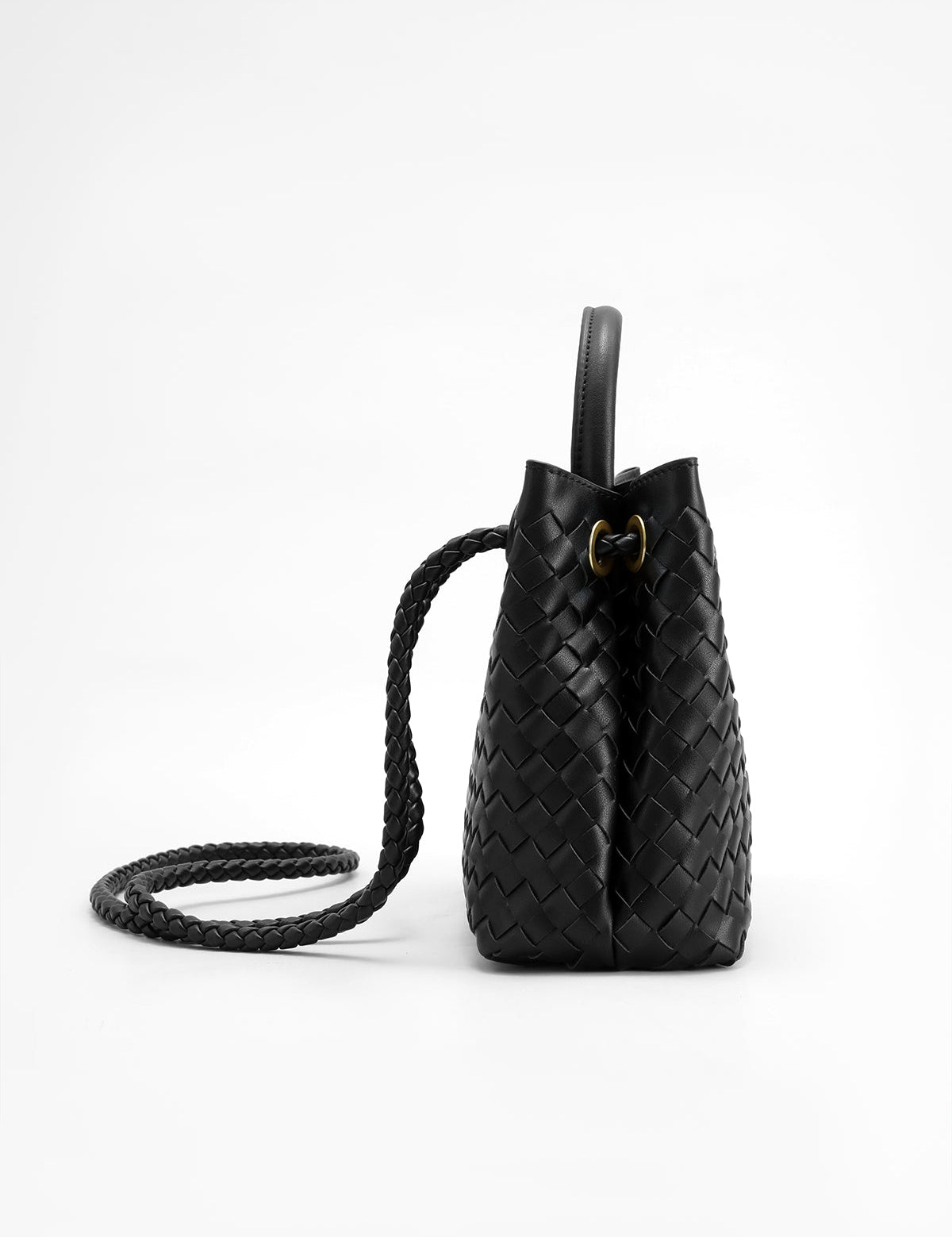 Metal_Twist_Detail_Handle_Bag_1.jpg